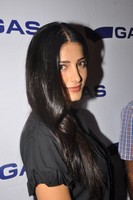 Shruti Hassan At Gas Outlet Launch